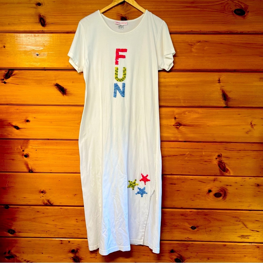 VTG Casey Coleman Short Sleeve Cotton White Medium Buttons Decorated W Slit